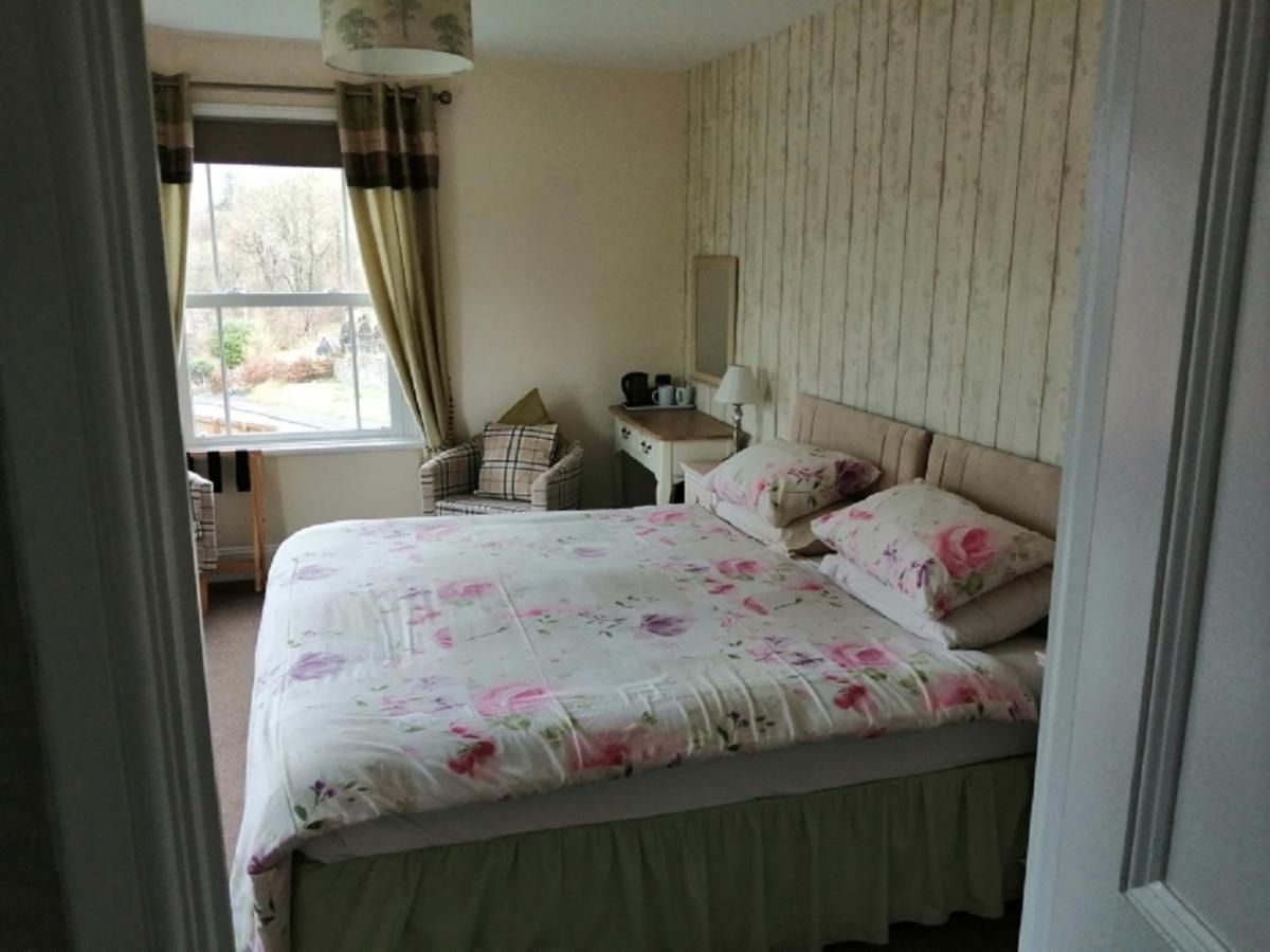 Lion Hotel Llanbister Buitenkant foto